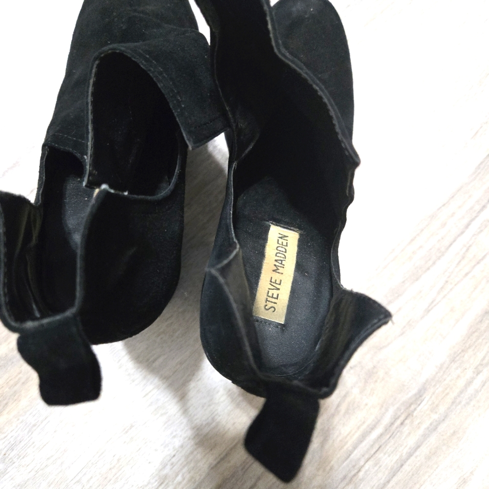 Steve Madden Black Suede Ankle Boots